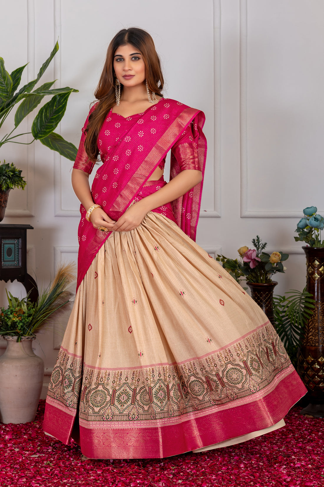 Tussar silk lehenga for festive season to charm your look!✨