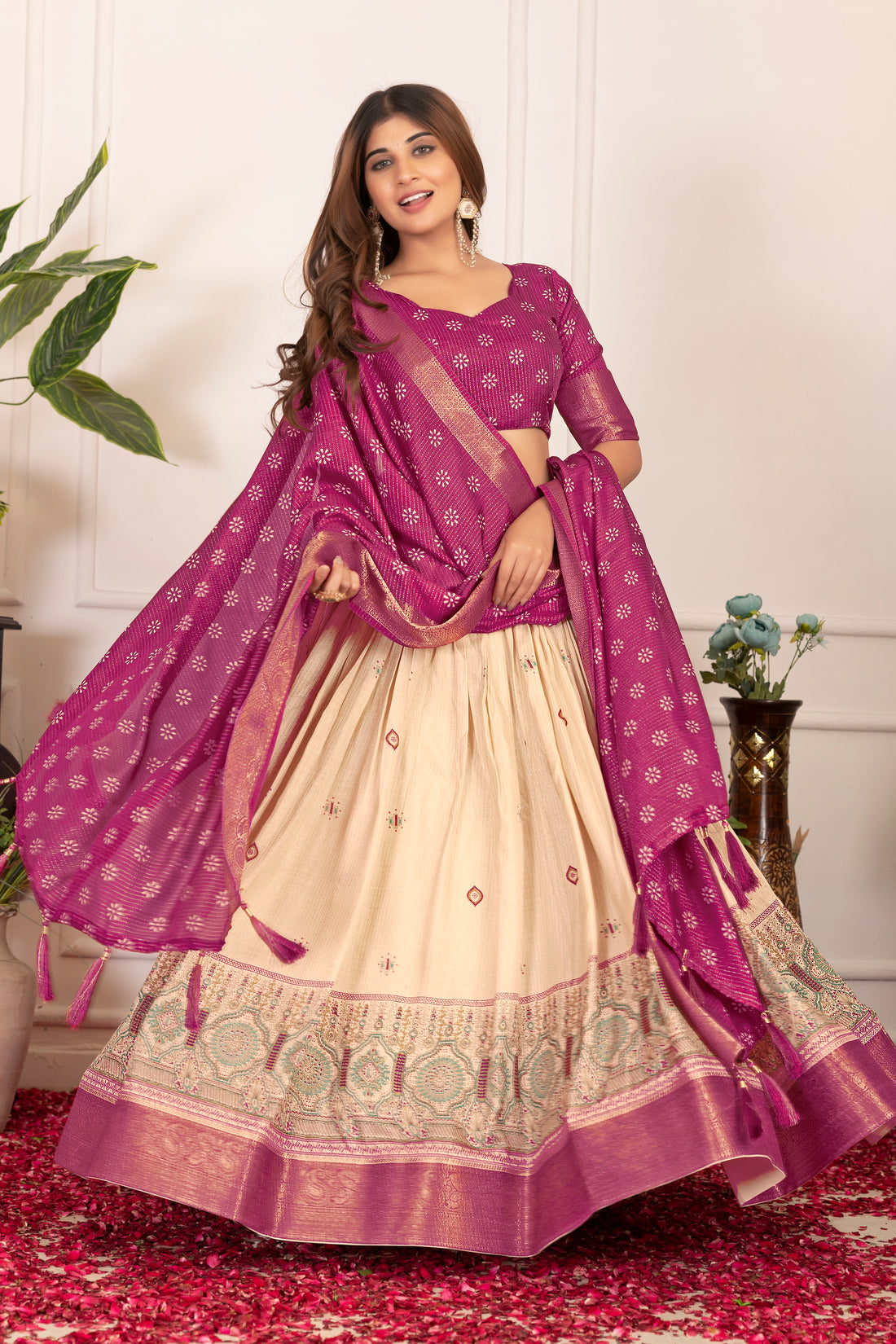 Tussar silk lehenga for festive season to charm your look!✨
