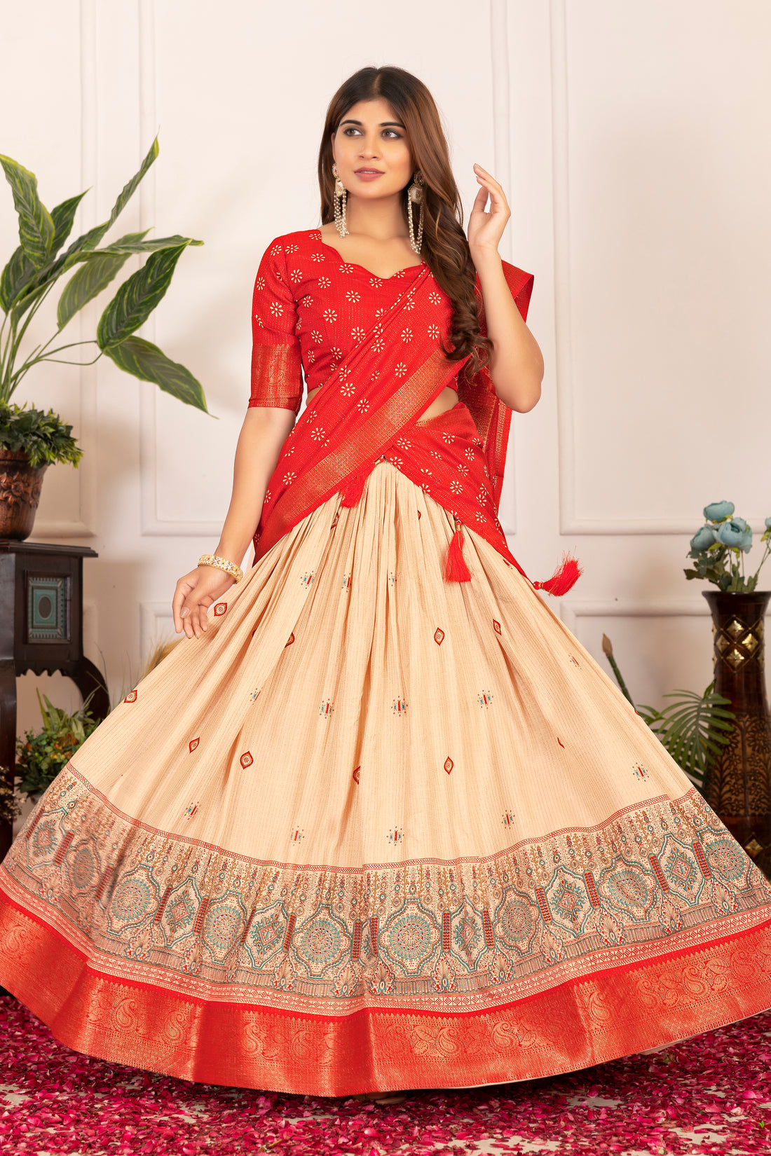 Tussar silk lehenga for festive season to charm your look!✨