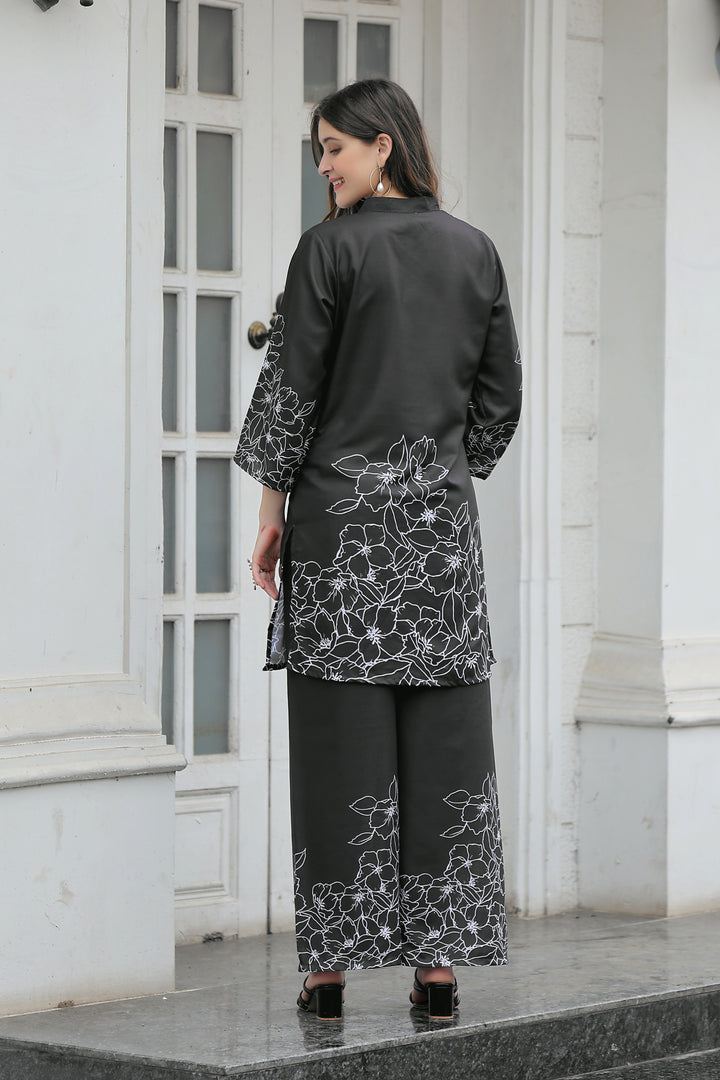 BLACK  COLOR  CO-ORD SET WITH WHITE DESIGNE TOUCH
