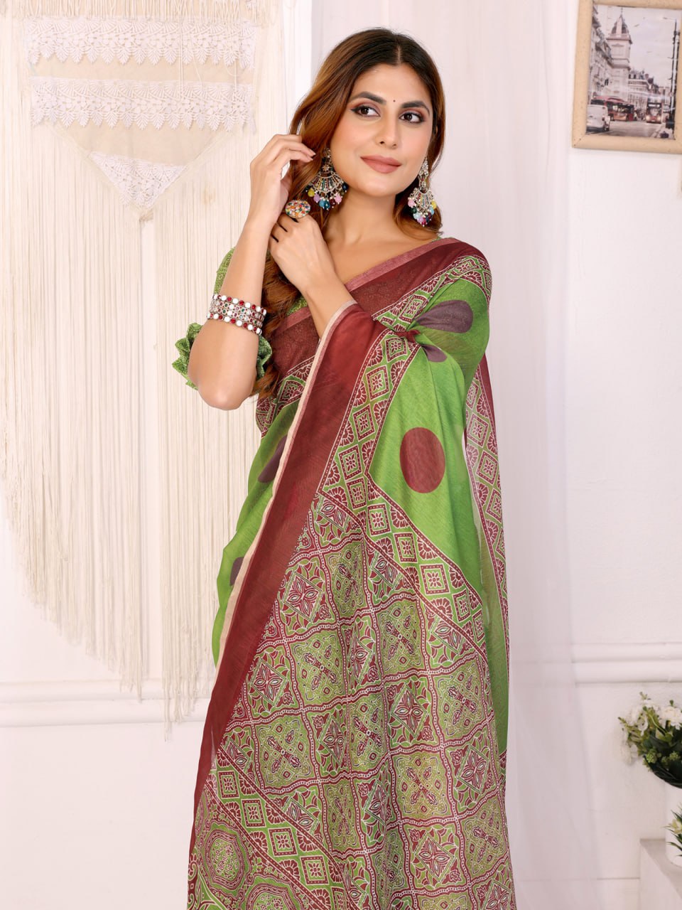 Green & Maroon Polka Dot Printed Chanderi Saree