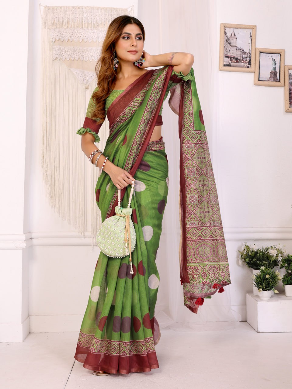 Green & Maroon Polka Dot Printed Chanderi Saree