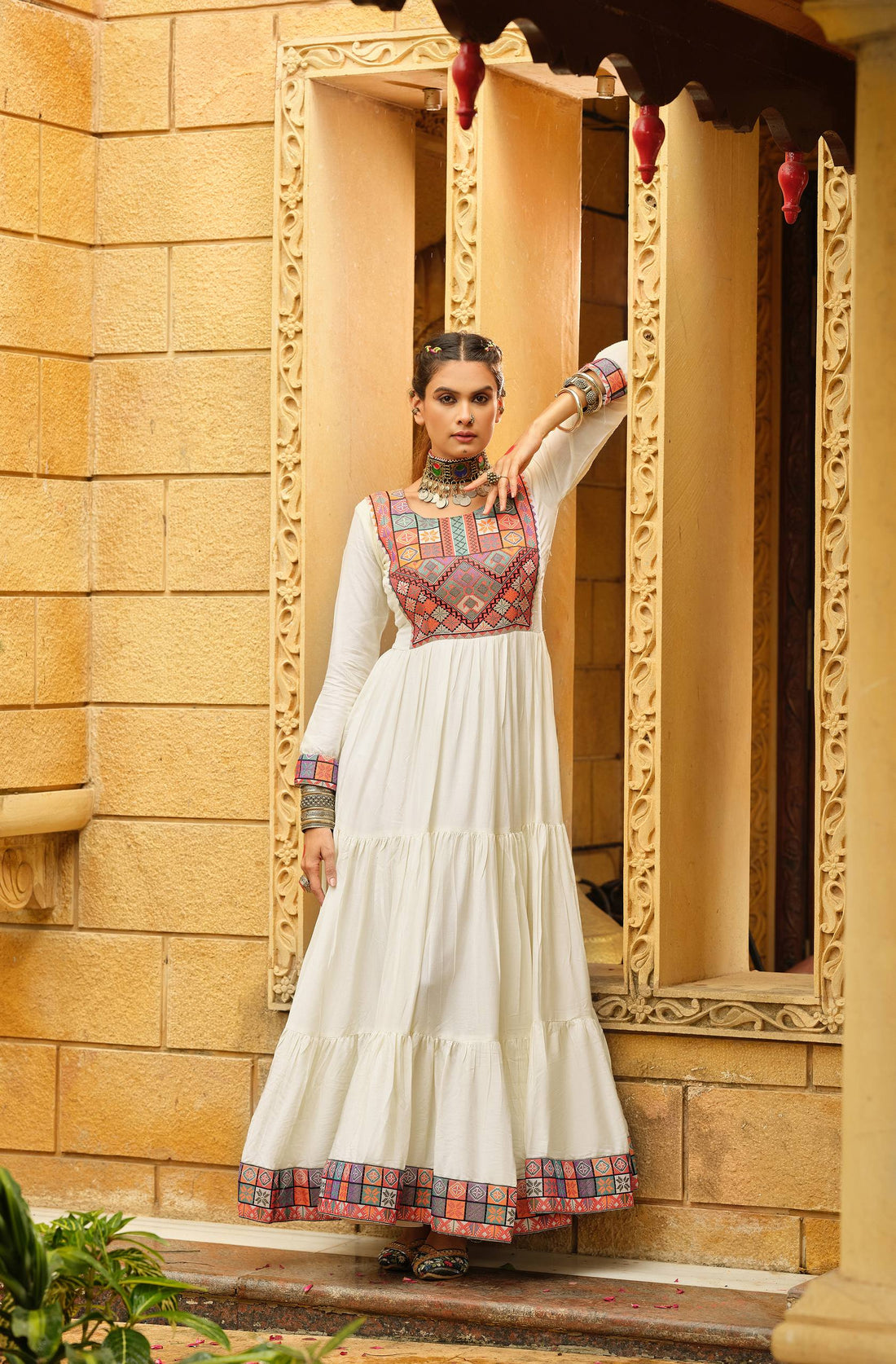 GAMTHI LOOK BEAUTY