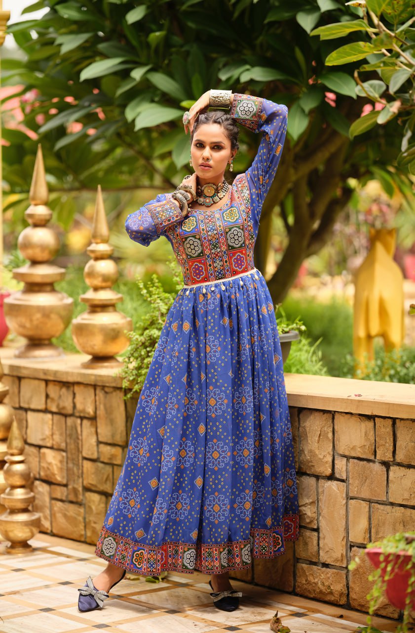 COLORFULL LOOK FOR NAVRATRI
